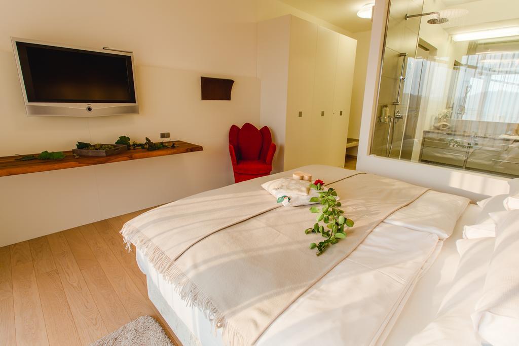 Appartement Wohnen Im Wein à Ehrenhausen Extérieur photo